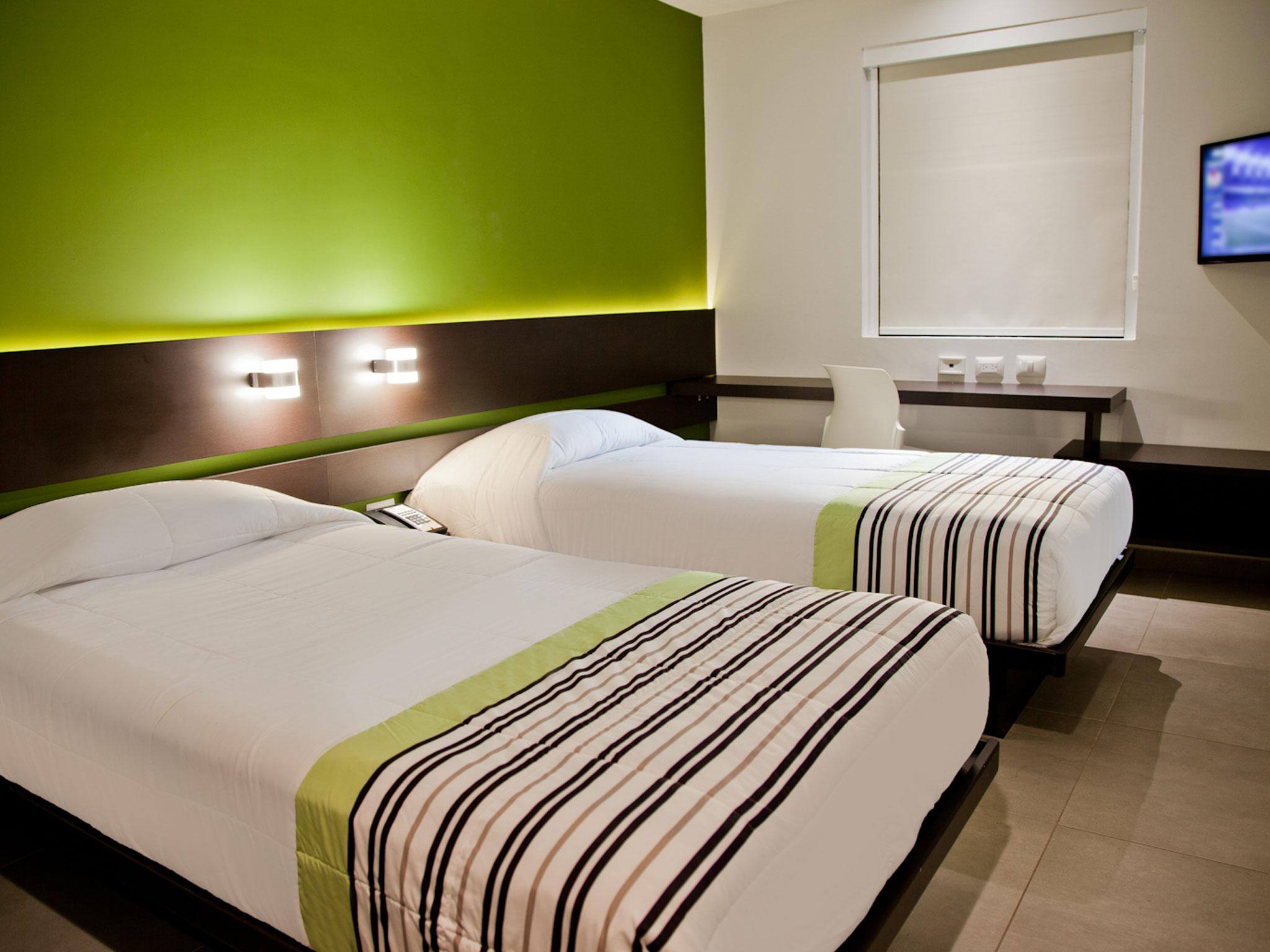 City Express Junior By Marriott Puebla Angelopolis エクステリア 写真