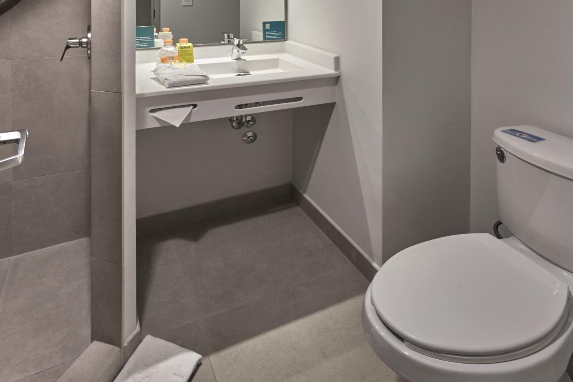 City Express Junior By Marriott Puebla Angelopolis エクステリア 写真