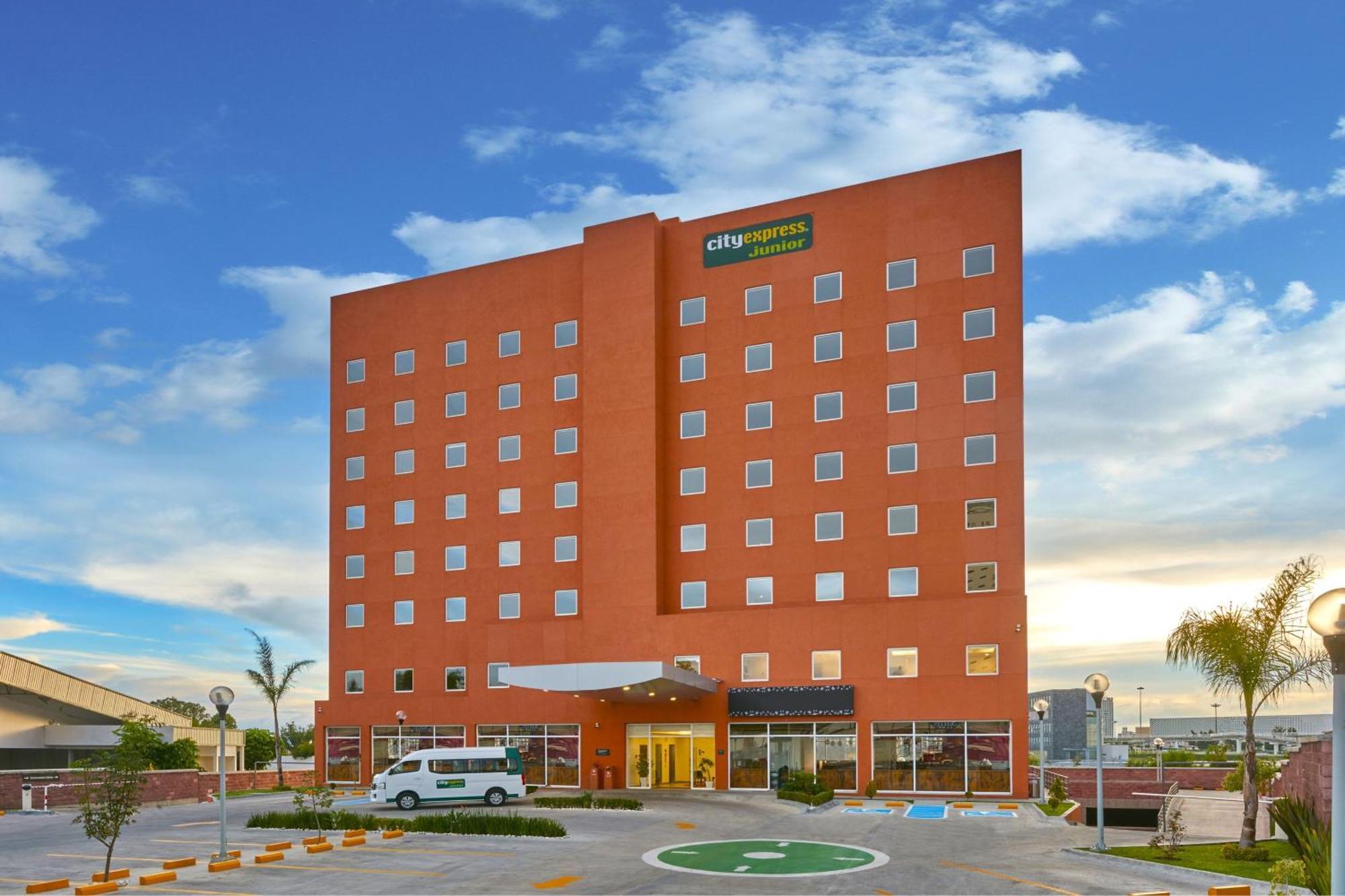 City Express Junior By Marriott Puebla Angelopolis エクステリア 写真