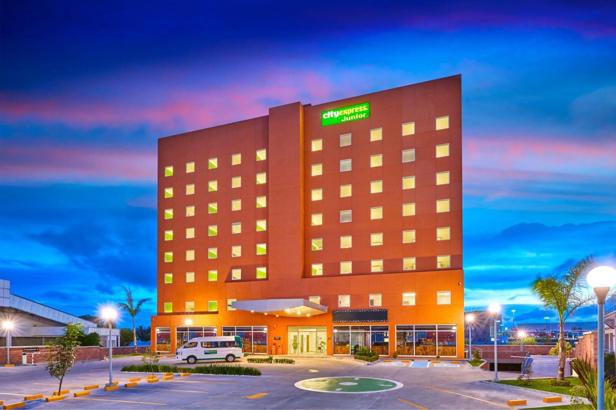 City Express Junior By Marriott Puebla Angelopolis エクステリア 写真