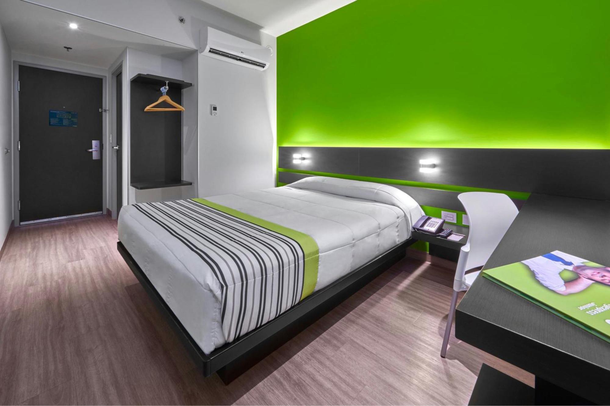 City Express Junior By Marriott Puebla Angelopolis エクステリア 写真